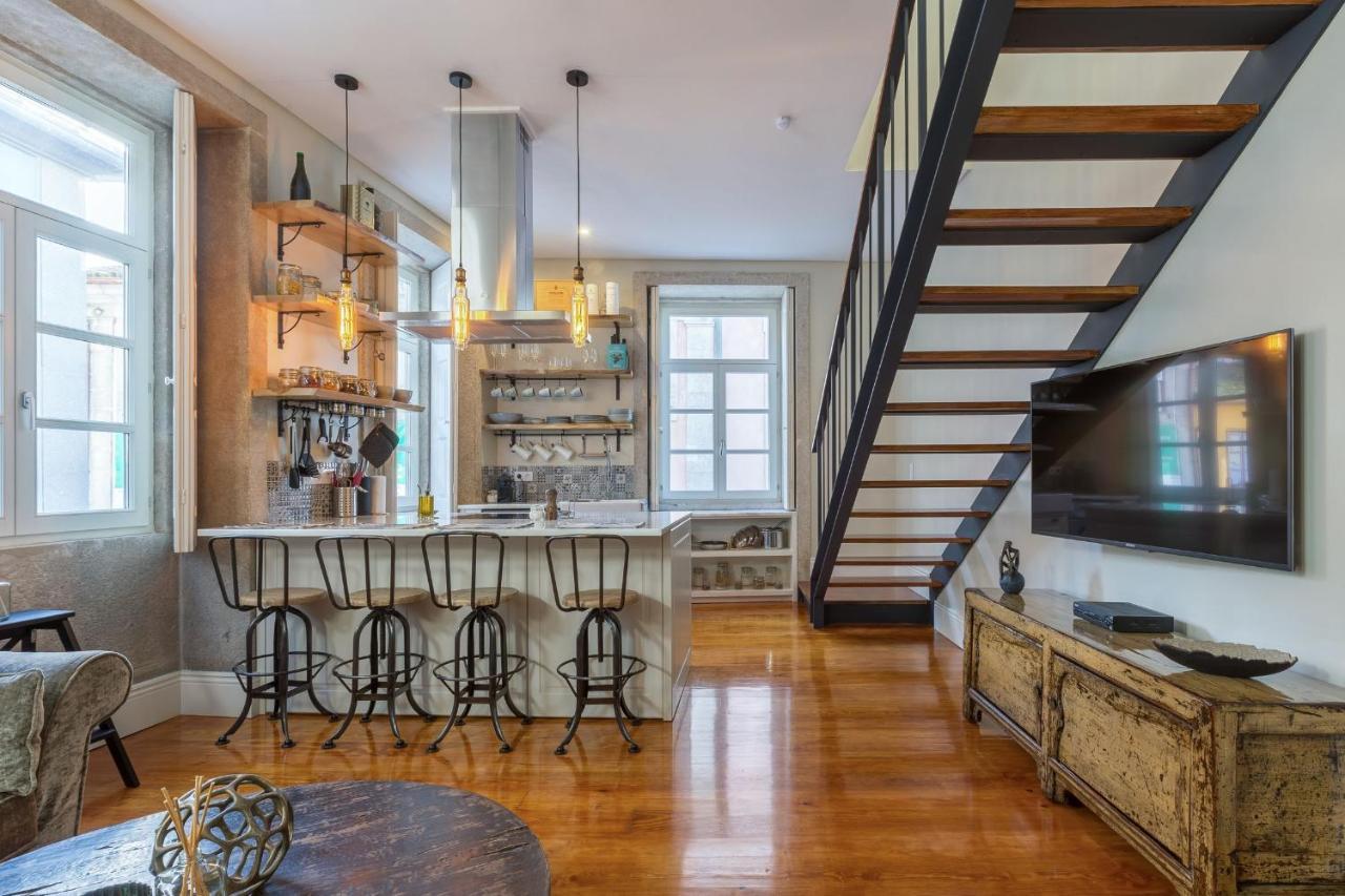 Elegant 2Br Duplex In City Center By Lovelystay Porto Exterior photo
