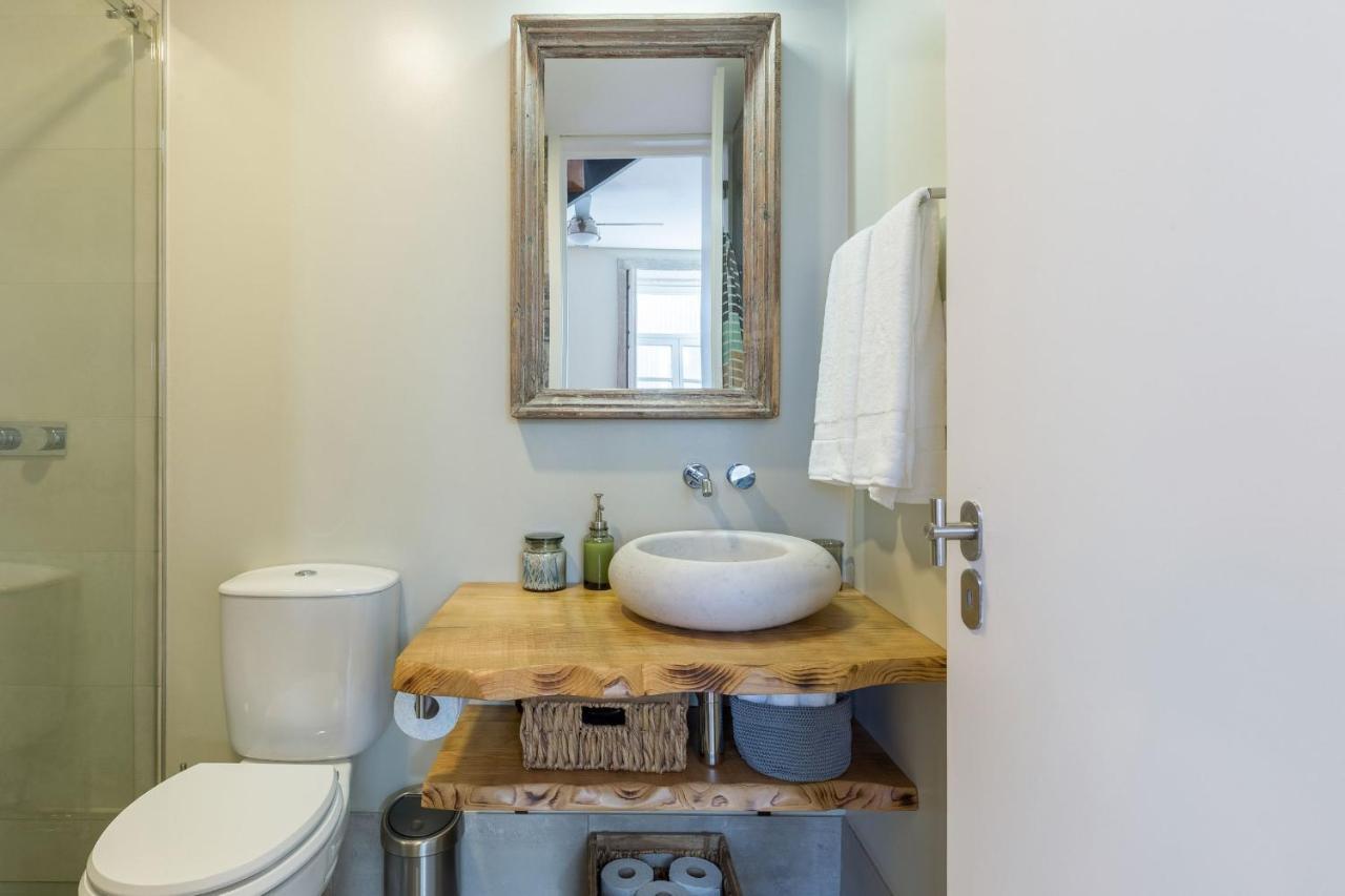 Elegant 2Br Duplex In City Center By Lovelystay Porto Exterior photo